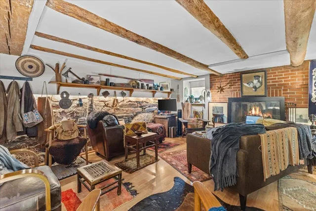 $1,100,000 | 2233 Pucker Street, Stowe, VT 05672