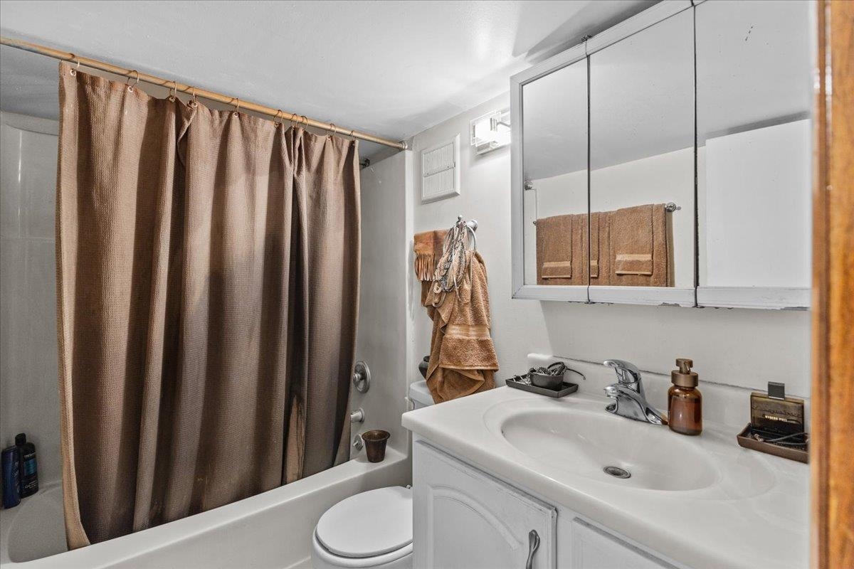 2233 Pucker Street Stowe, VT 05672 - Photo 38 of 50