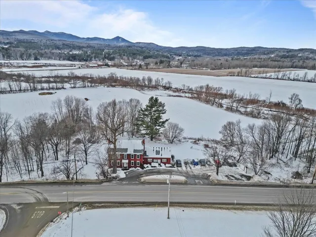 $1,100,000 | 2233 Pucker Street, Stowe, VT 05672