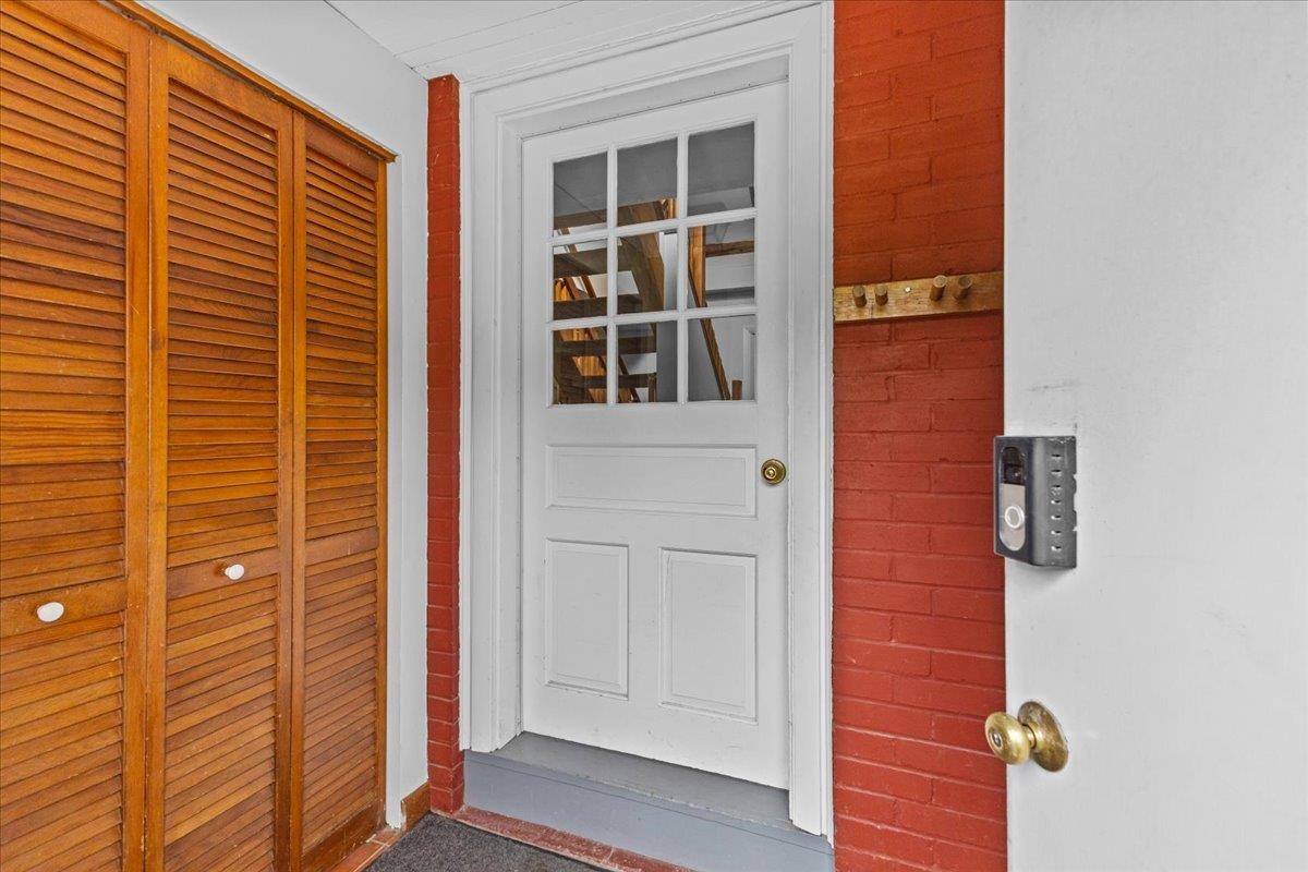 2233 Pucker Street Stowe, VT 05672 - Photo 8 of 50