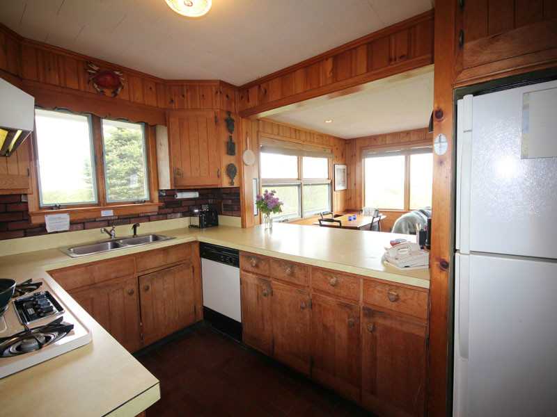 415 Payne Road Block Island, RI 02807 - Photo 13 of 16 Kitchen.