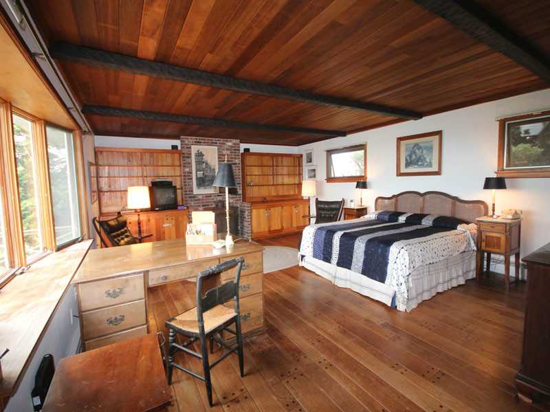 415 Payne Road Block Island, RI 02807 - Photo 14 of 16 Master Bedroom.
