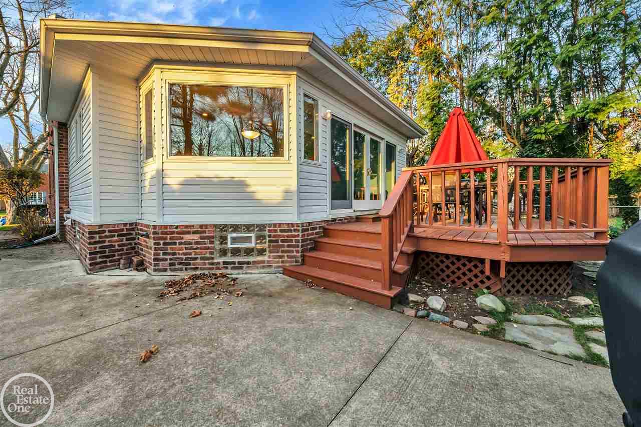 256 Ridgemont Road Grosse Pointe Farms, MI 48236 - Photo 26 of 30