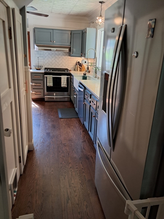 116 Parker Road Wakefield, MA 01880 - Photo 10 of 31