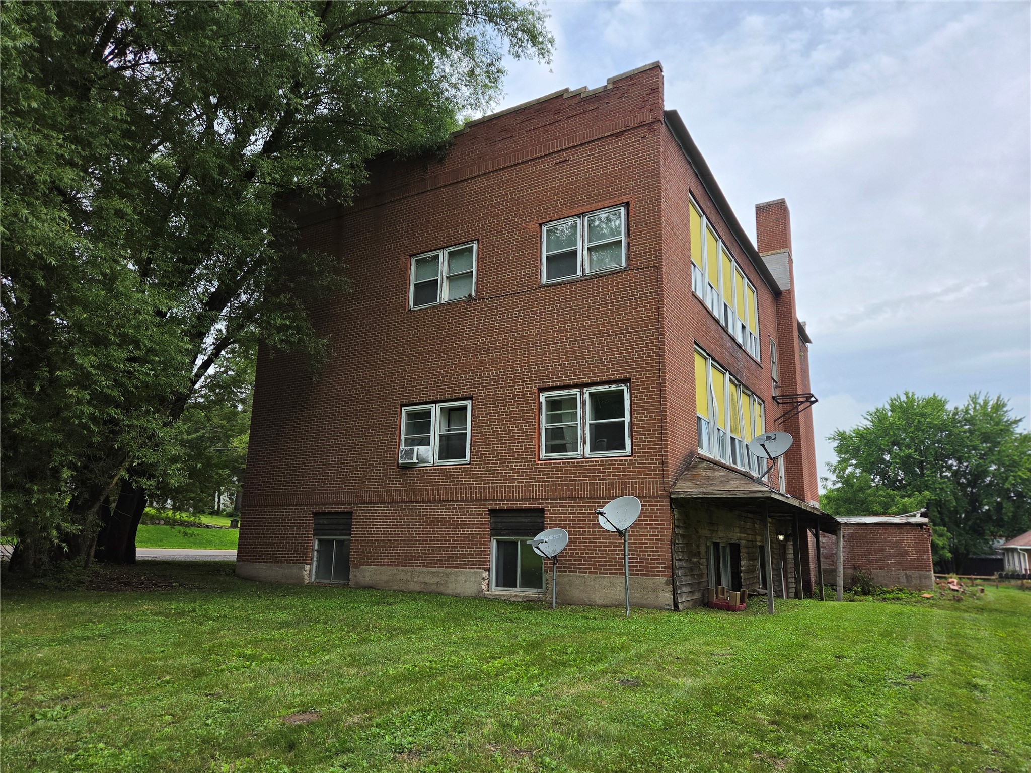 507 Wilson Street, Unit 18 Downing, WI 54734 - Photo 4 of 35
