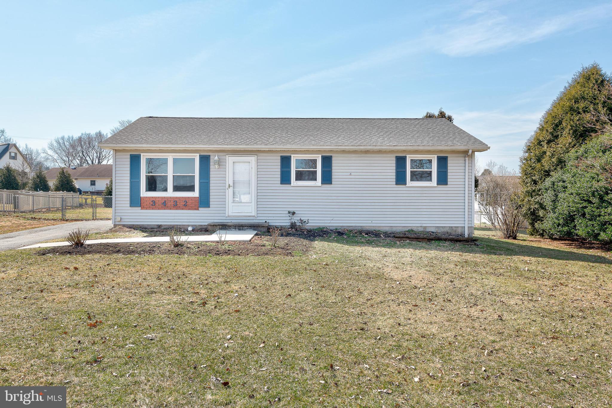 3432 Fox Ridge Court Dover, PA 17315 - Photo 3 of 30 Gallery Image 3
