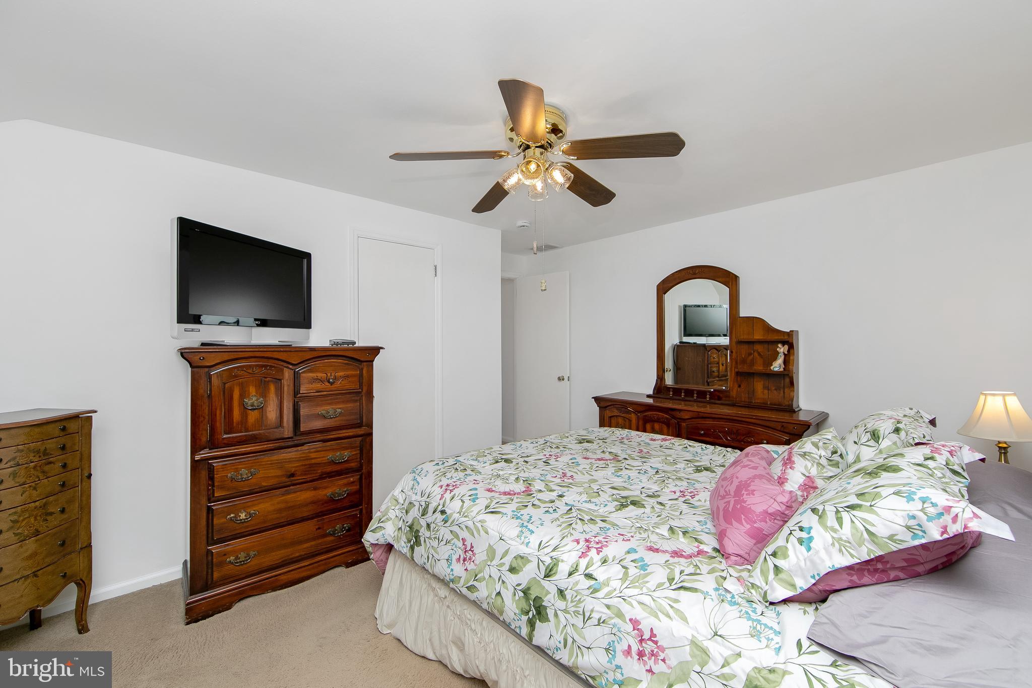 11 Heritage Road Marlton, NJ 08053 - Photo 28 of 36