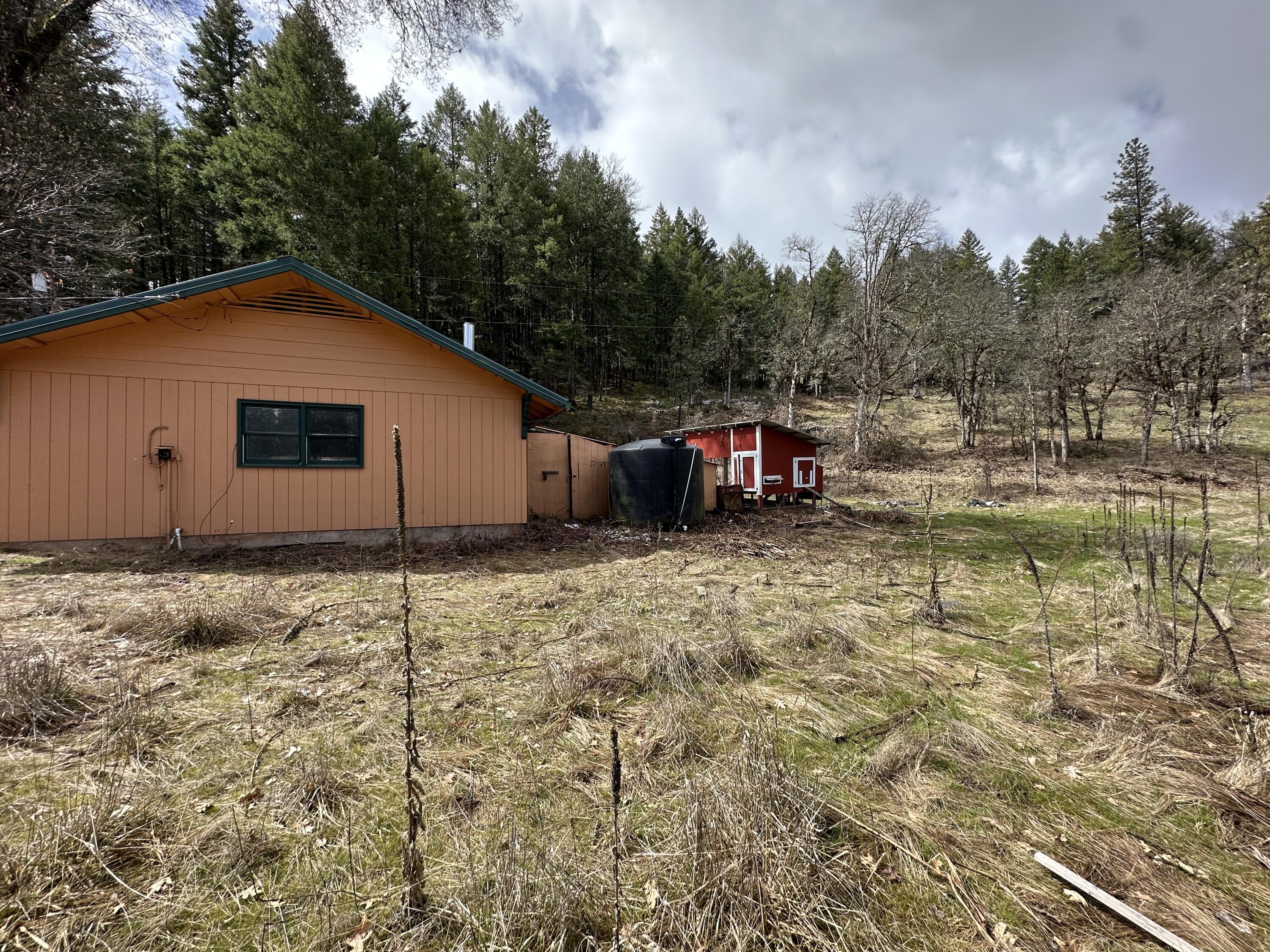 7185 Crowfoot Road Trail, OR 97541 - Photo 4 of 42 IMG_4674
