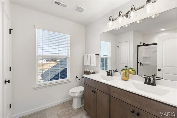 $341,985 | 1010 Braid Trl Drive, Union, MO 63084