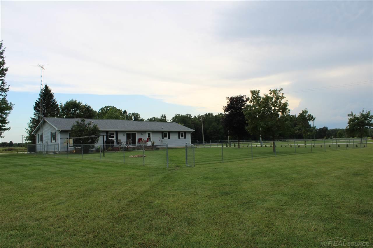3520 Duce Road Avoca, MI 48006 - Photo 6 of 24 31392886-5.JPG