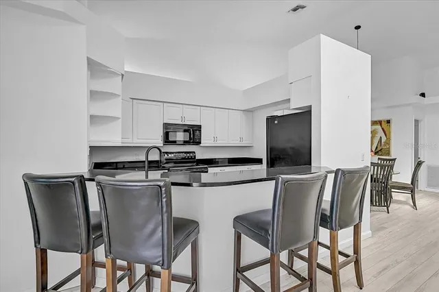 $270,000 | 4006 Caddie Drive East, Bradenton, FL 34203