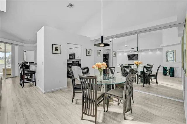 $270,000 | 4006 Caddie Drive East, Bradenton, FL 34203