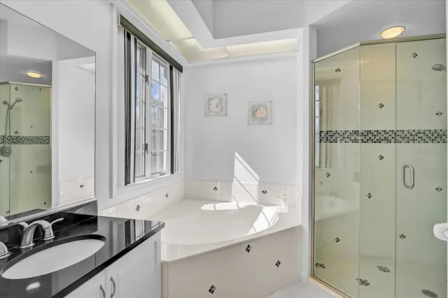 $270,000 | 4006 Caddie Drive East, Bradenton, FL 34203