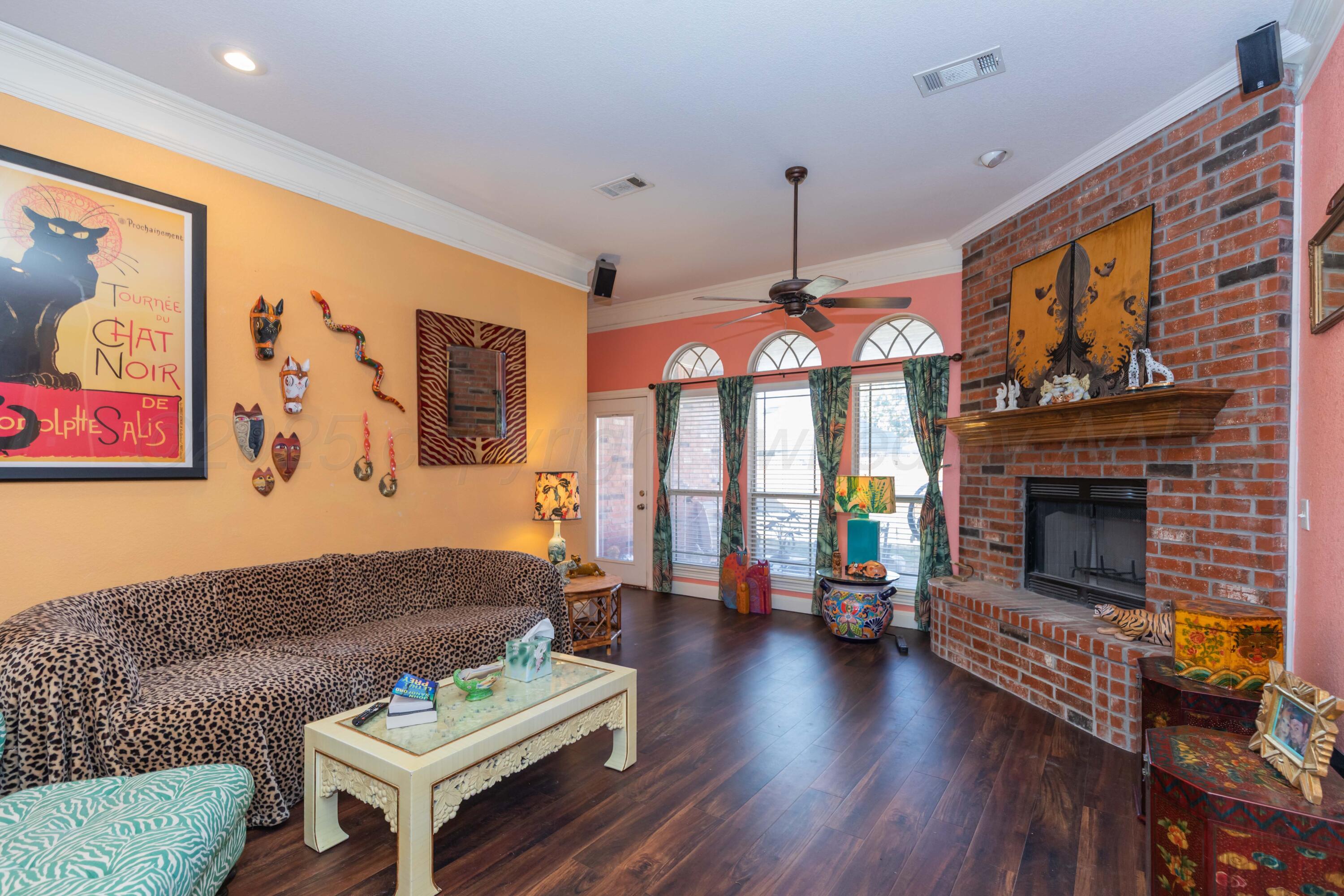 8304 Addison Drive Amarillo, TX 79119 - Photo 25 of 41 LIVING ROOM VIEW 2