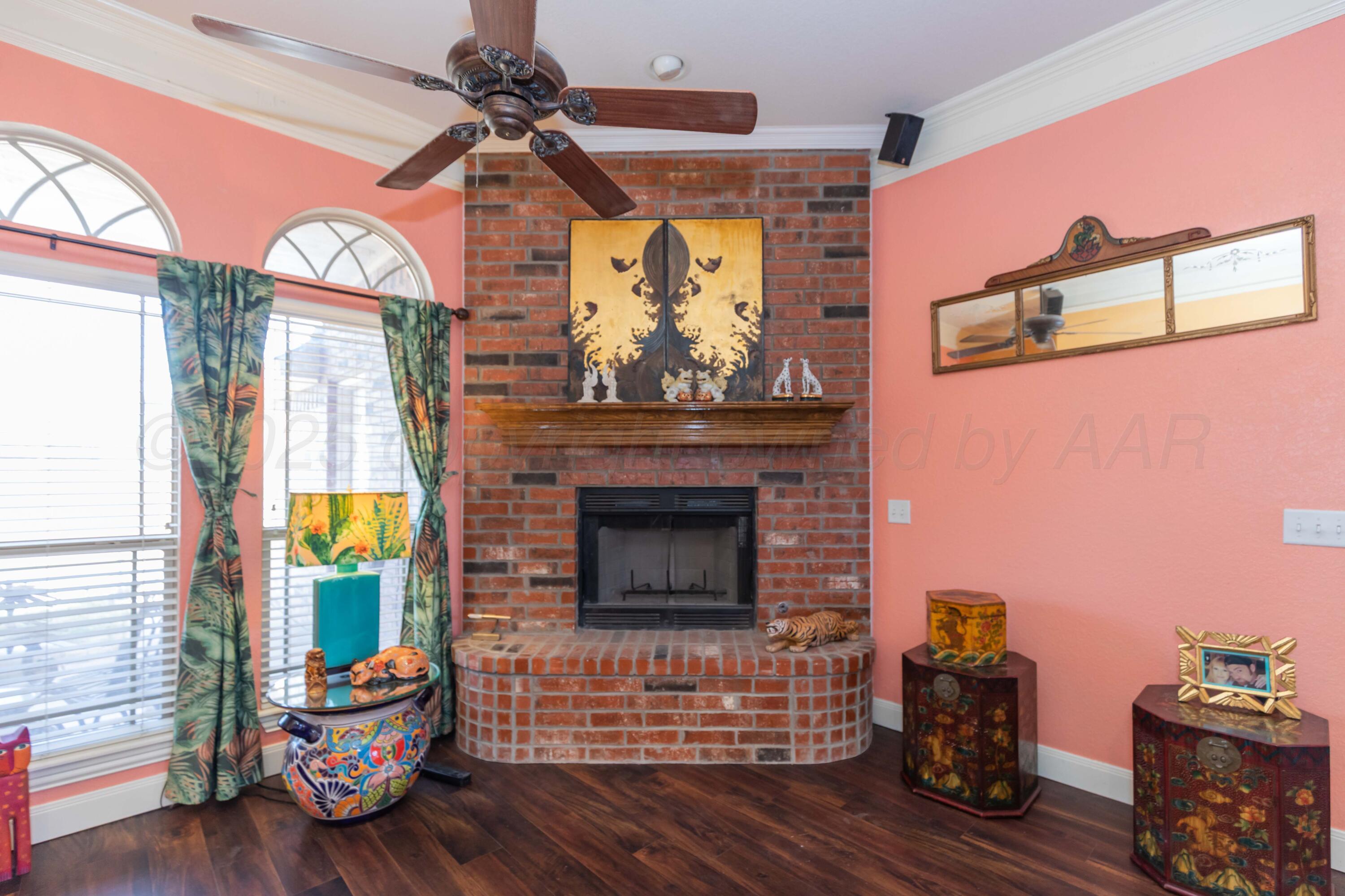 8304 Addison Drive Amarillo, TX 79119 - Photo 26 of 41 LIVING ROOM VIEW 3