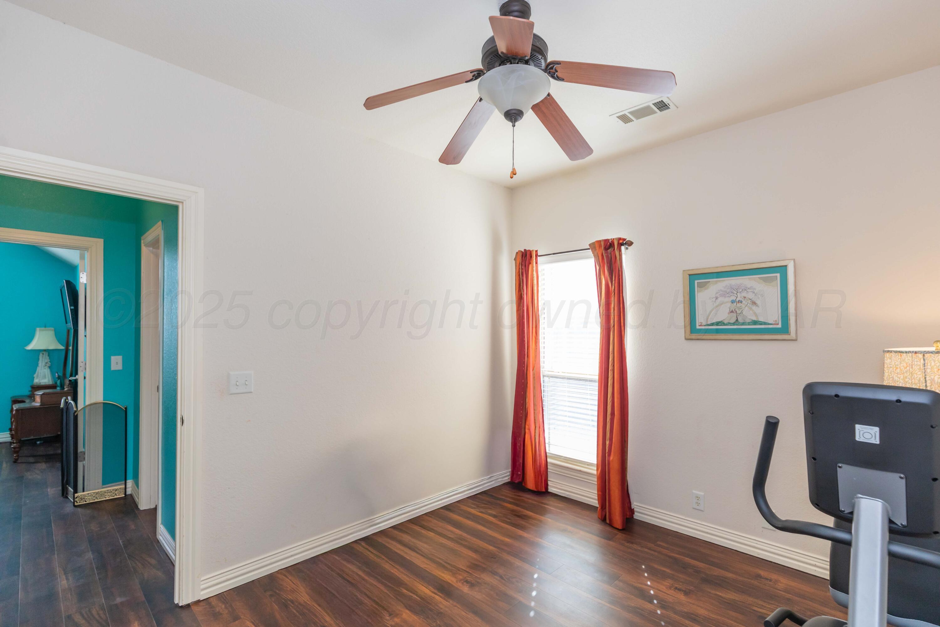 8304 Addison Drive Amarillo, TX 79119 - Photo 40 of 41 BEDROOM 3 VIEW 3