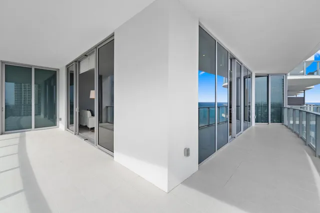 $2,055,000 | 3100 North Ocean Drive, Unit H1508, Singer Island, FL 33404