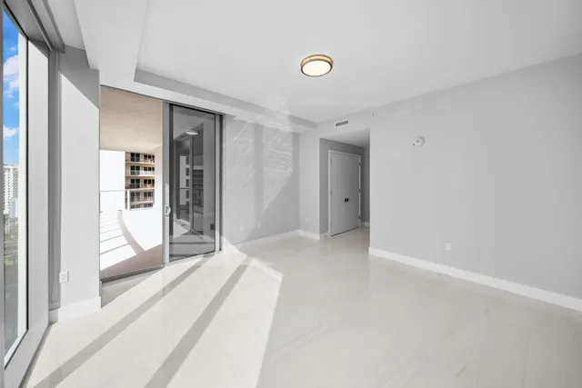 $2,055,000 | 3100 North Ocean Drive, Unit H1508, Singer Island, FL 33404