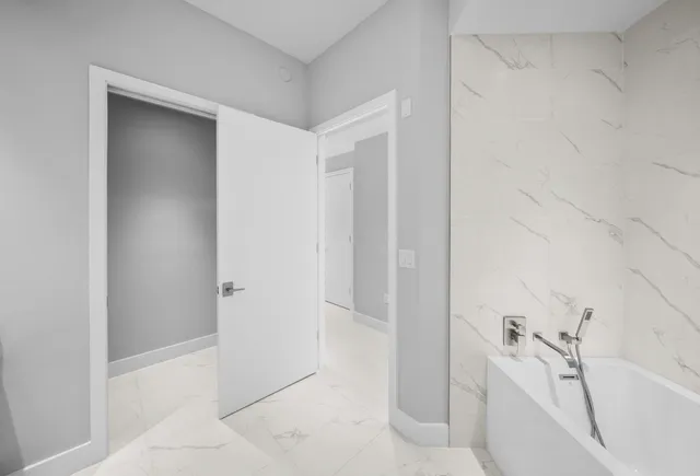 $2,055,000 | 3100 North Ocean Drive, Unit H1508, Singer Island, FL 33404