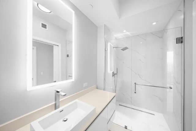 $2,055,000 | 3100 North Ocean Drive, Unit H1508, Singer Island, FL 33404