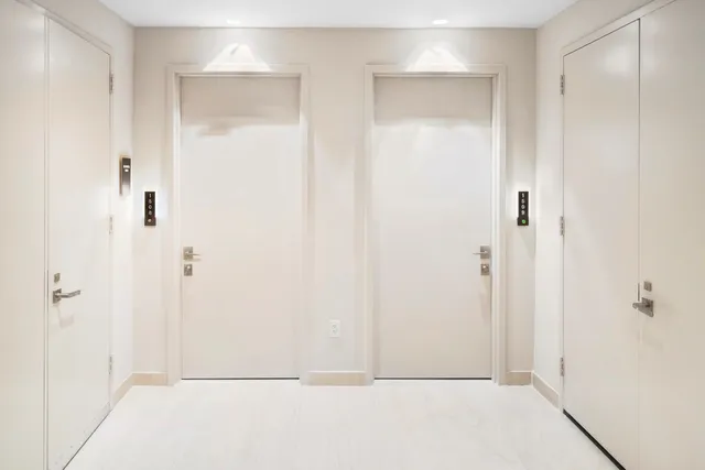 $2,055,000 | 3100 North Ocean Drive, Unit H1508, Singer Island, FL 33404