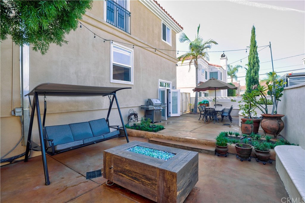 2403 Rockefeller Lane, Unit B Redondo Beach, CA 90278 - Photo 1 of 1 Gallery Image 1
