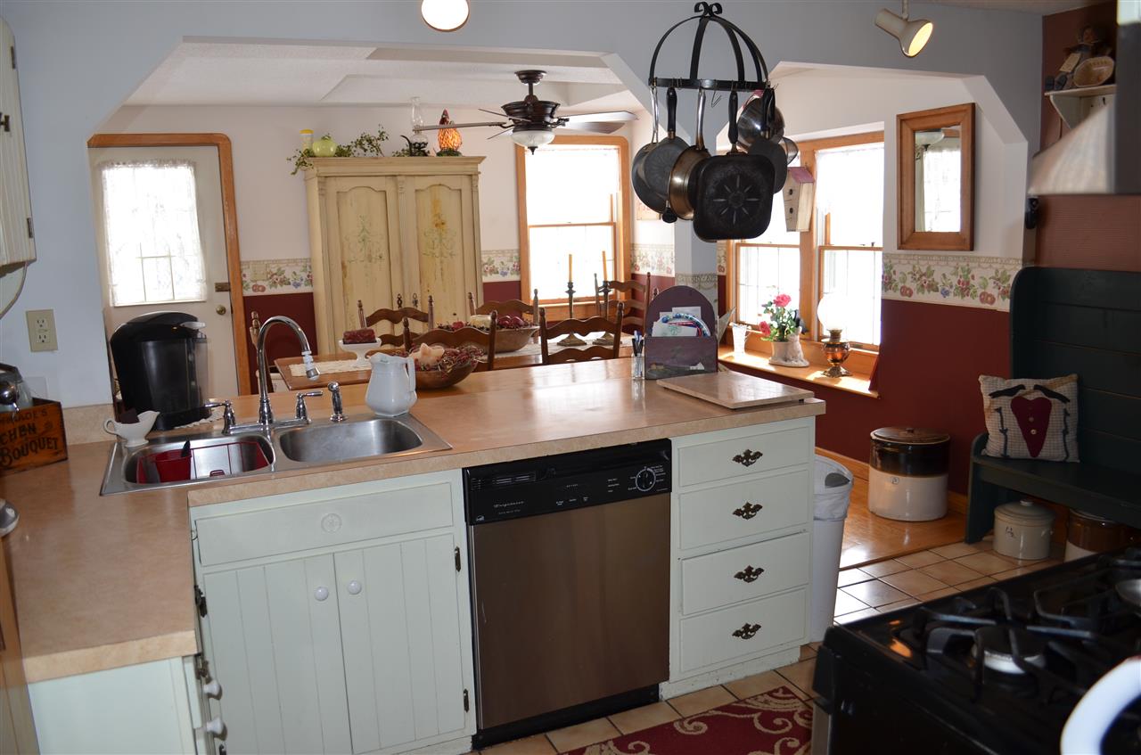 1771 South Hill Road Ludlow, VT 05149 - Photo 9 of 39