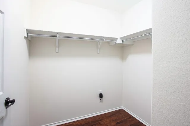 $2,075 | 11412 Barns Trail, Austin, TX 78754