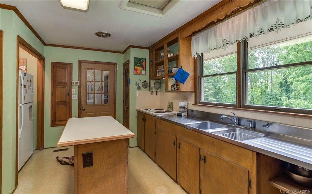 1065 Howard Gap Road Tryon, NC 28782 - Photo 7 of 23