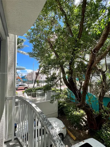 $420,000 | 9172 Collins Avenue, Unit 214, Surfside, FL 33154
