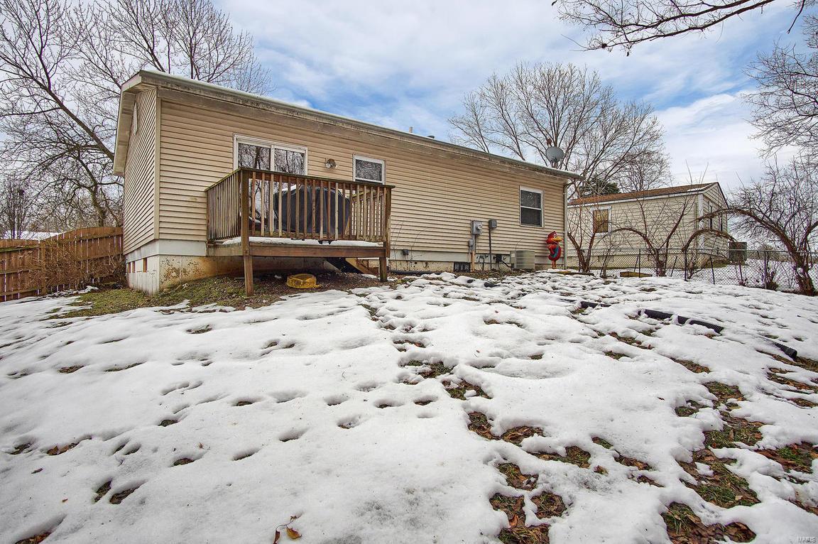 37 Hunting Creek Road St. Peters, MO 63376 - Photo 22 of 24