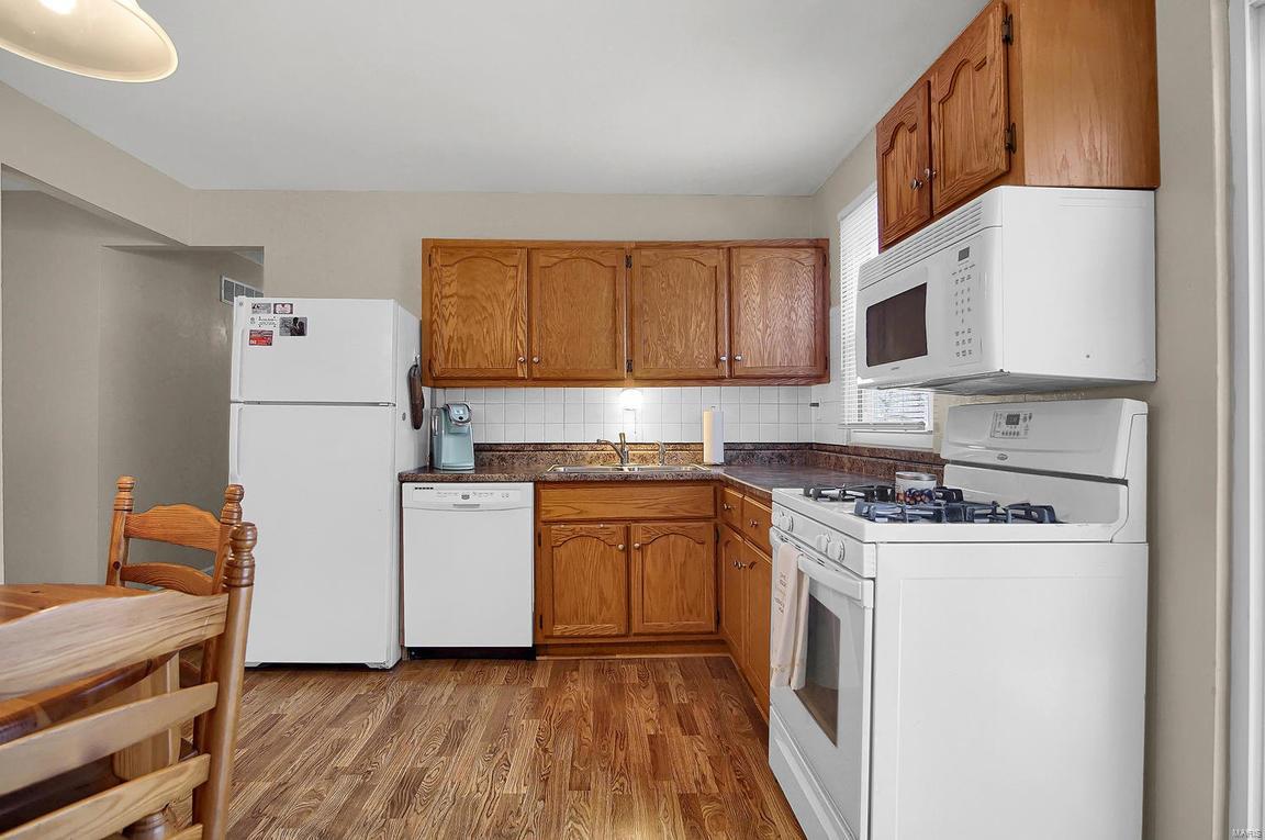 37 Hunting Creek Road St. Peters, MO 63376 - Photo 8 of 24