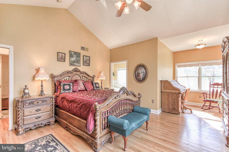 668 Woodburne Road Lewisberry, PA 17339 - Photo 12 of 25 Gallery Image 12