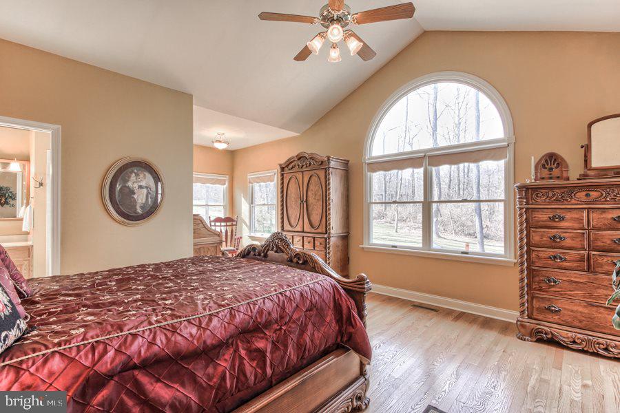 668 Woodburne Road Lewisberry, PA 17339 - Photo 13 of 25 Gallery Image 13