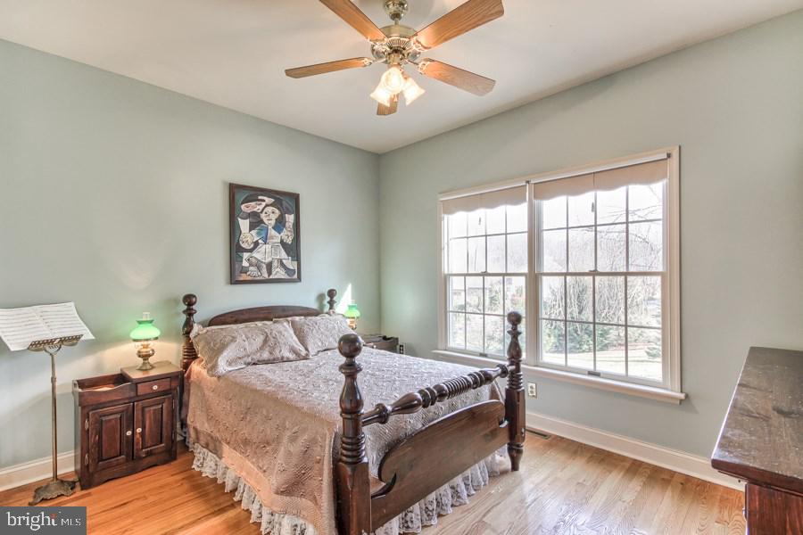 668 Woodburne Road Lewisberry, PA 17339 - Photo 15 of 25 Gallery Image 15