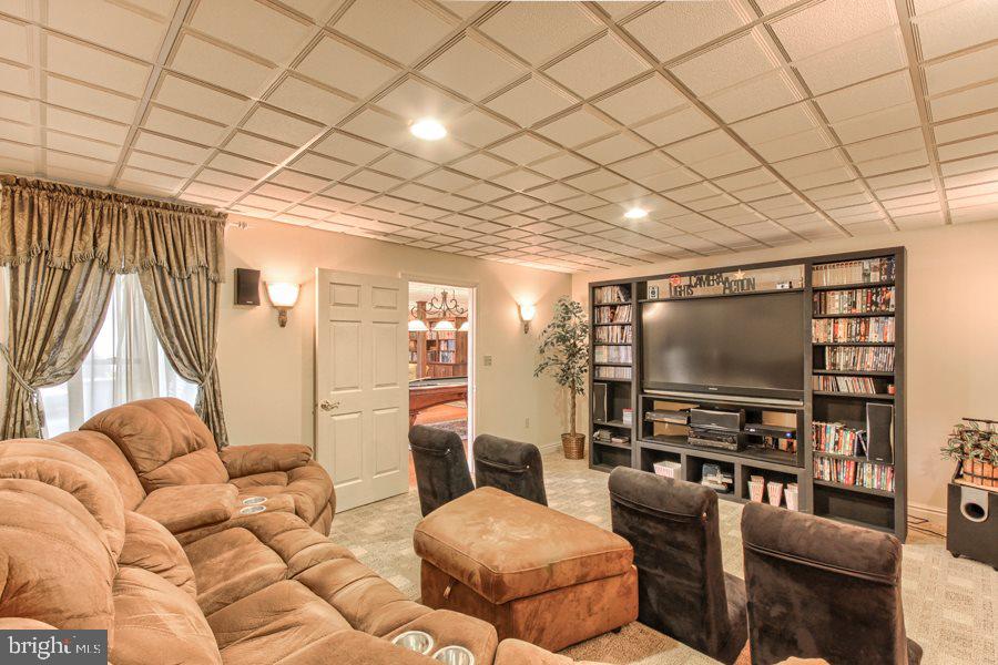 668 Woodburne Road Lewisberry, PA 17339 - Photo 21 of 25 Gallery Image 21