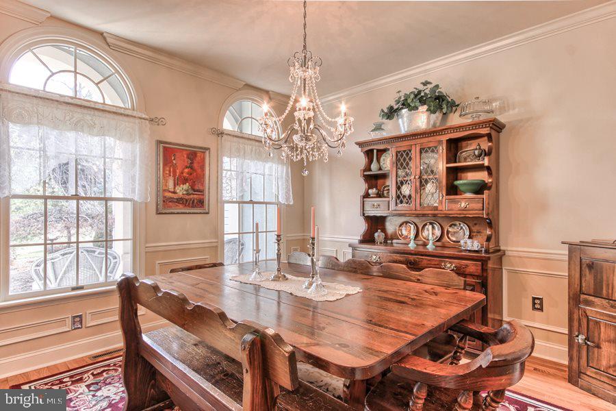 668 Woodburne Road Lewisberry, PA 17339 - Photo 6 of 25 Gallery Image 6