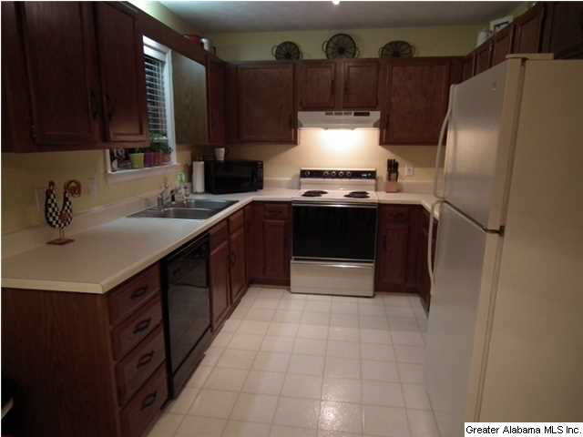 102 8th Street Northwest Alabaster, AL 35007 - Photo 30 of 32