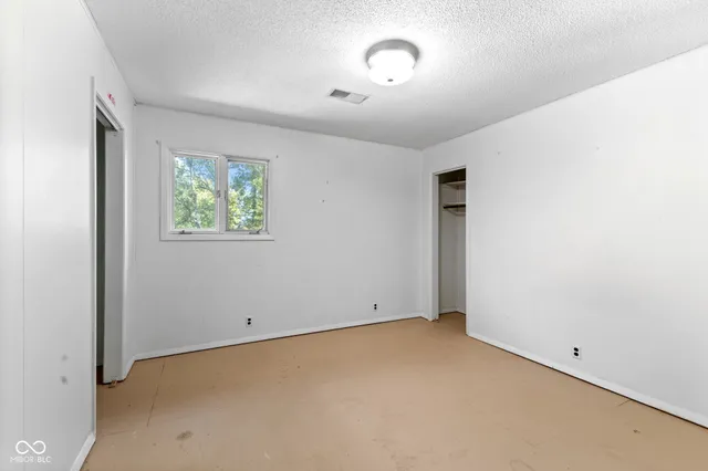 $575,000 | 151 West County Road 575 North, Shelburn, IN 47879