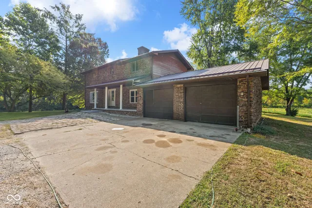 $575,000 | 151 West County Road 575 North, Shelburn, IN 47879