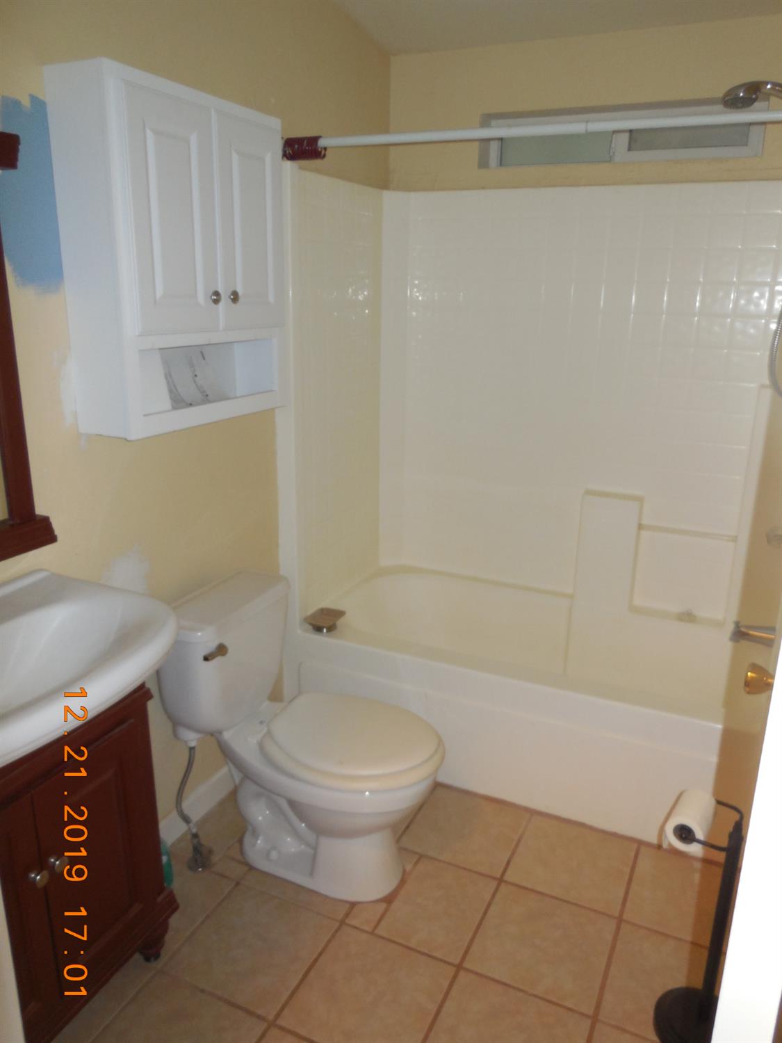 6067 Sheep Ranch Road Murphys, CA 95247 - Photo 34 of 44 a bathroom with a toilet a sink and shower