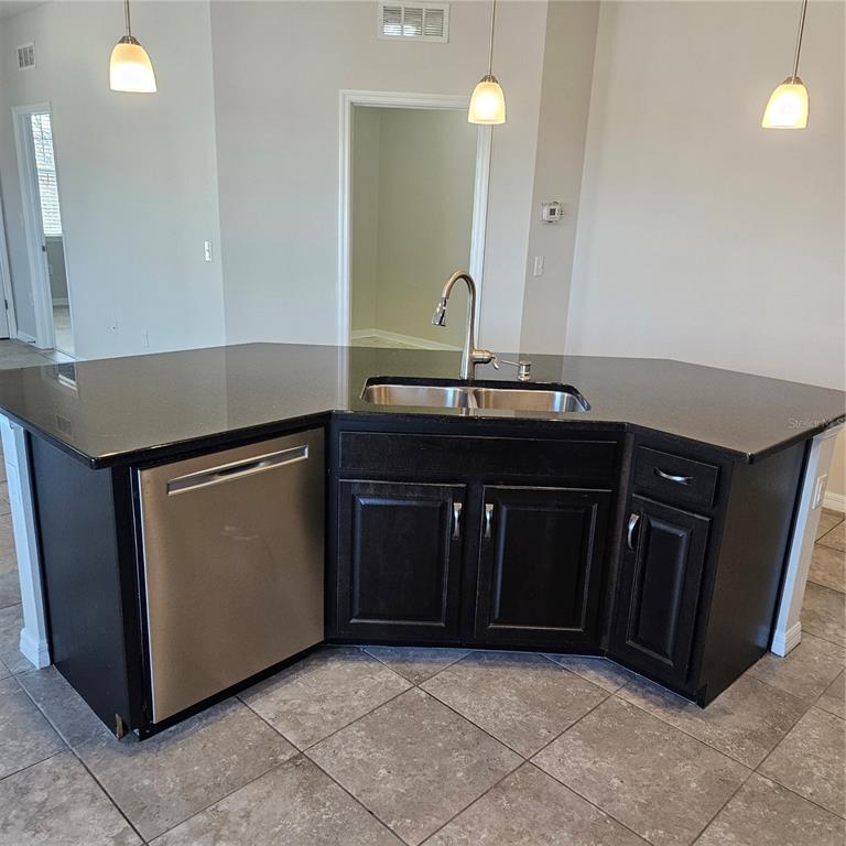 8259 Enclave Way, Unit 101 Sarasota, FL 34243 - Photo 10 of 53