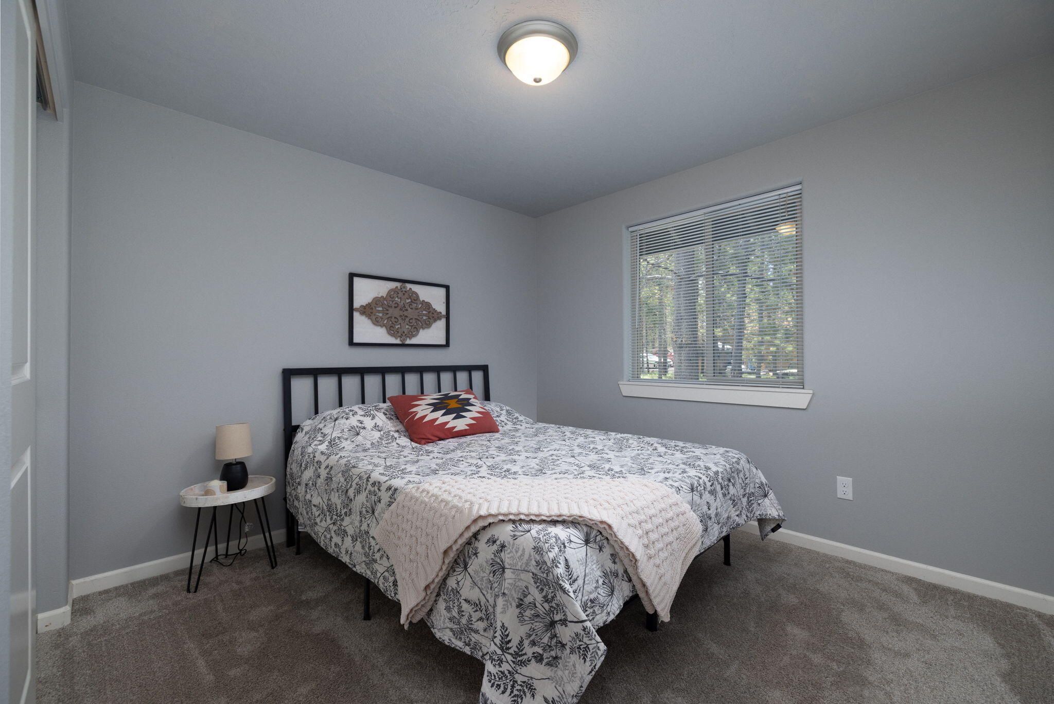 55659 Swan Road Bend, OR 97707 - Photo 18 of 32 Gallery Image 18