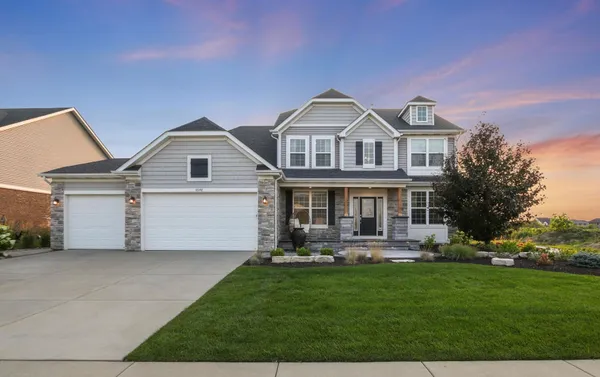 $709,900 | 10148 Sentry Drive, St. John, IN 46373