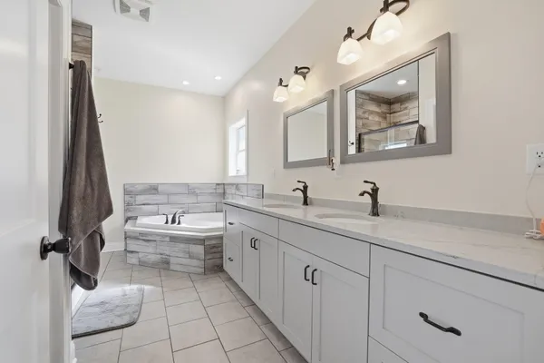 $784,900 | N7037 Hillside Court, Delavan, WI 53115