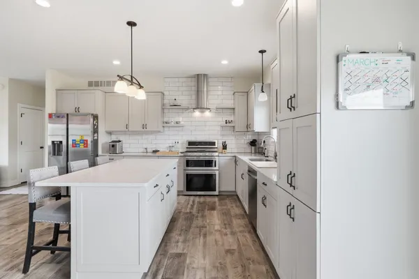 $784,900 | N7037 Hillside Court, Delavan, WI 53115