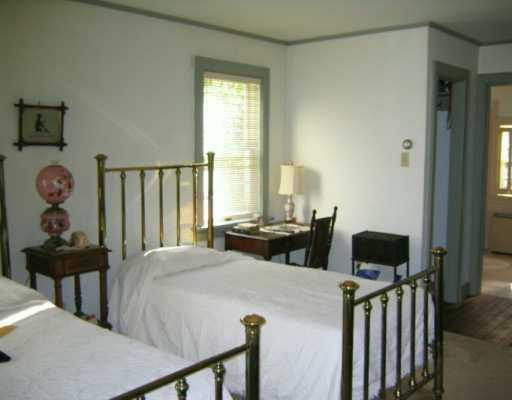 Old Washington Road Canonsburg, PA 15317 - Photo 8 of 8 Master Bedroom.