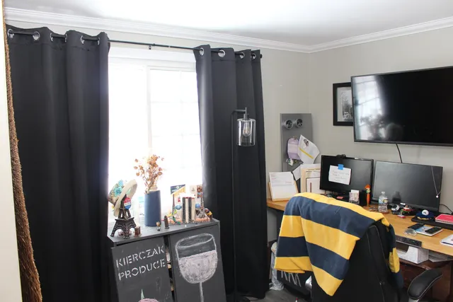 $159,900 | 410 Riverbend Drive, Milan, MI 48160