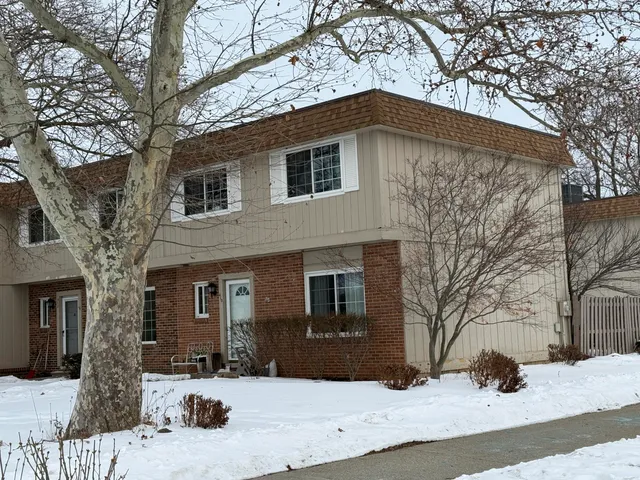 $159,900 | 410 Riverbend Drive, Milan, MI 48160