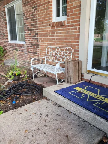 $159,900 | 410 Riverbend Drive, Milan, MI 48160